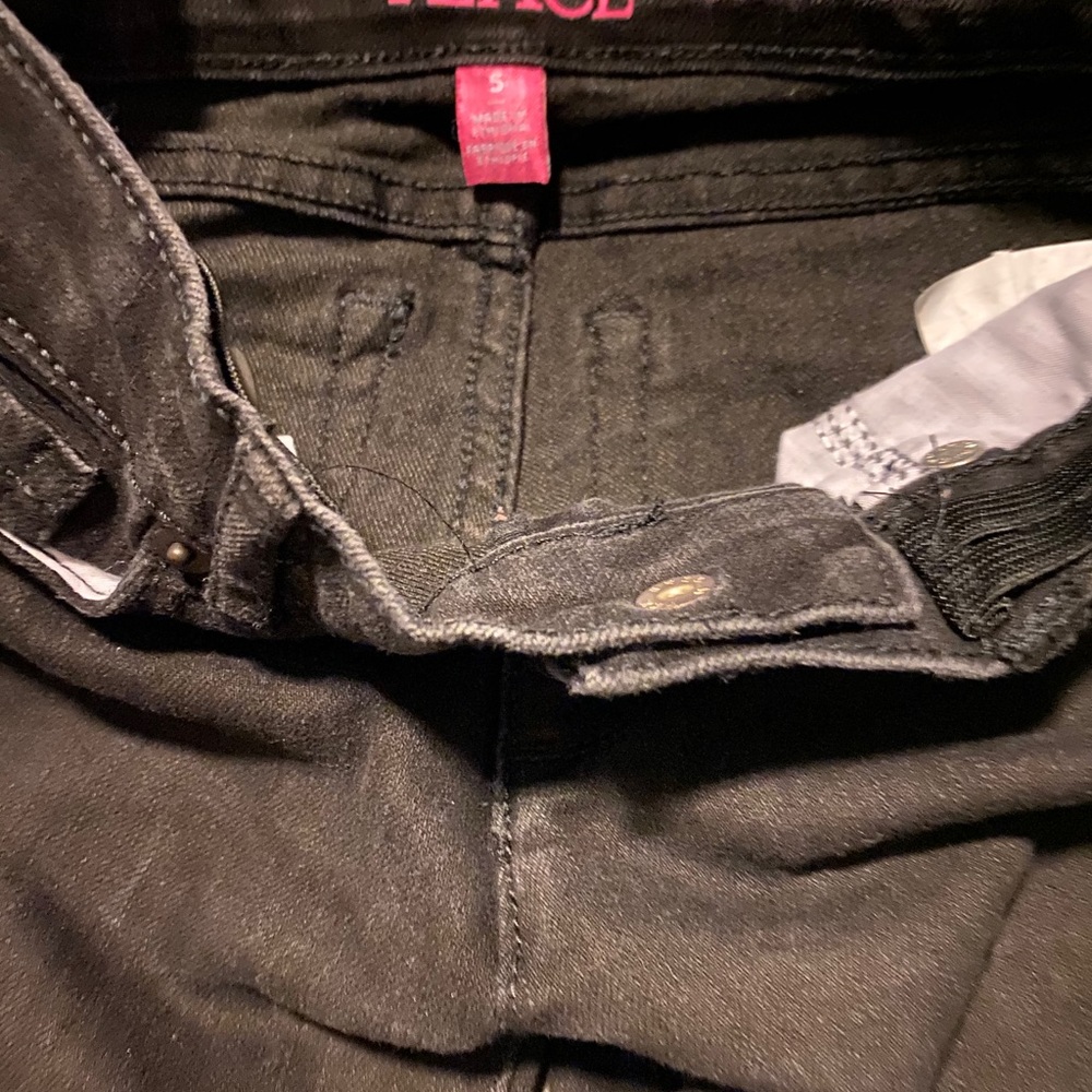 👖 2 pairs of 5T Skinny Jeans❣️🤩🤩 - Picture 4 of 4